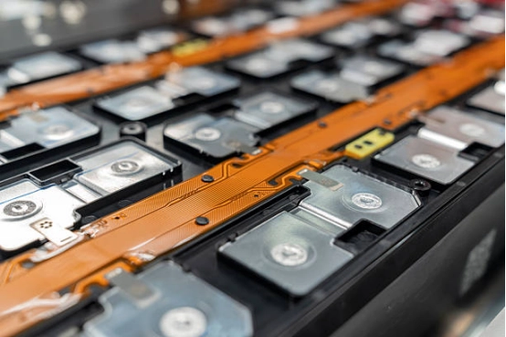 Best Adhesive Tapes for Battery Packs and Electronic Components