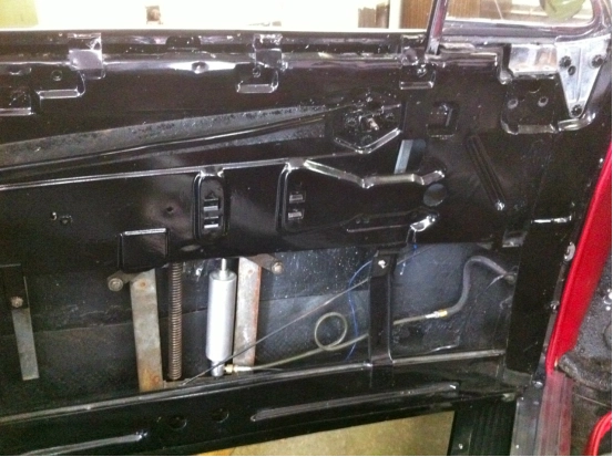 automobile-door-interior-window-mechanism